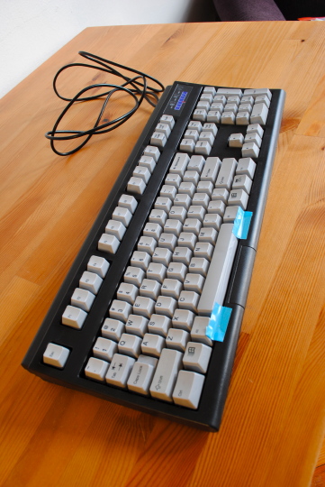 [unicomp black spacesaver keyboard]